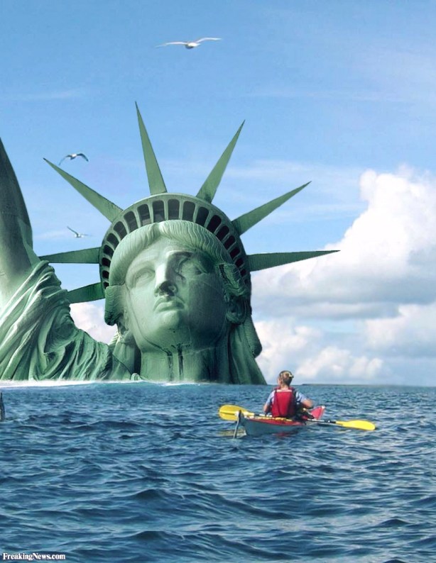 Statue-of-Liberty-in-a-Flood-30789